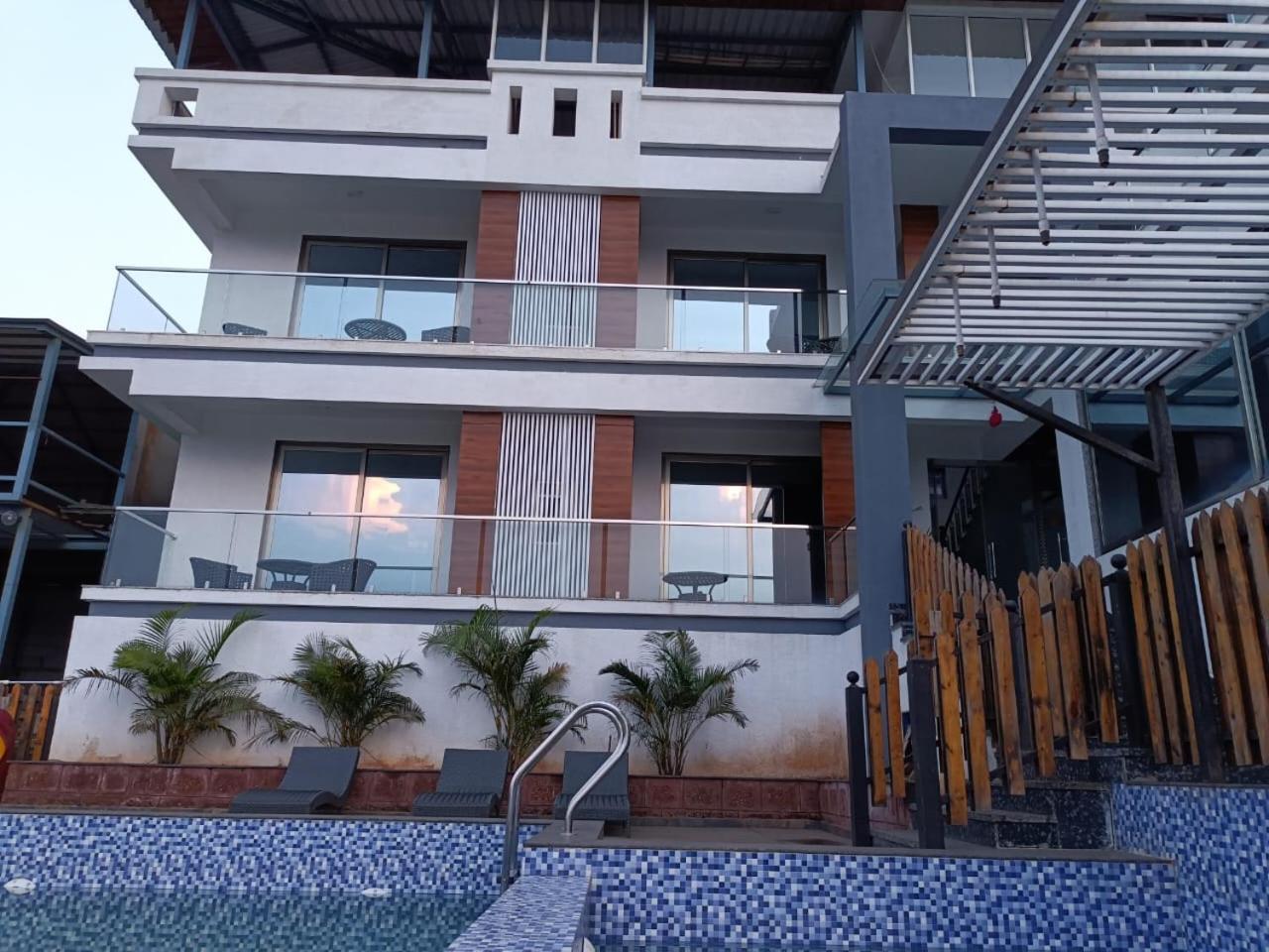 Arc Valley Resort Mahabaleshwar Luaran gambar