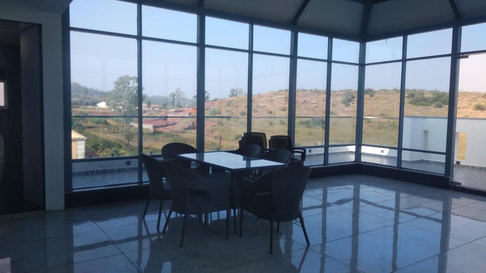 Arc Valley Resort Mahabaleshwar Luaran gambar